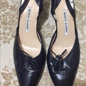 Manolo Blahnik Black Leather Slingback Heels 40.5